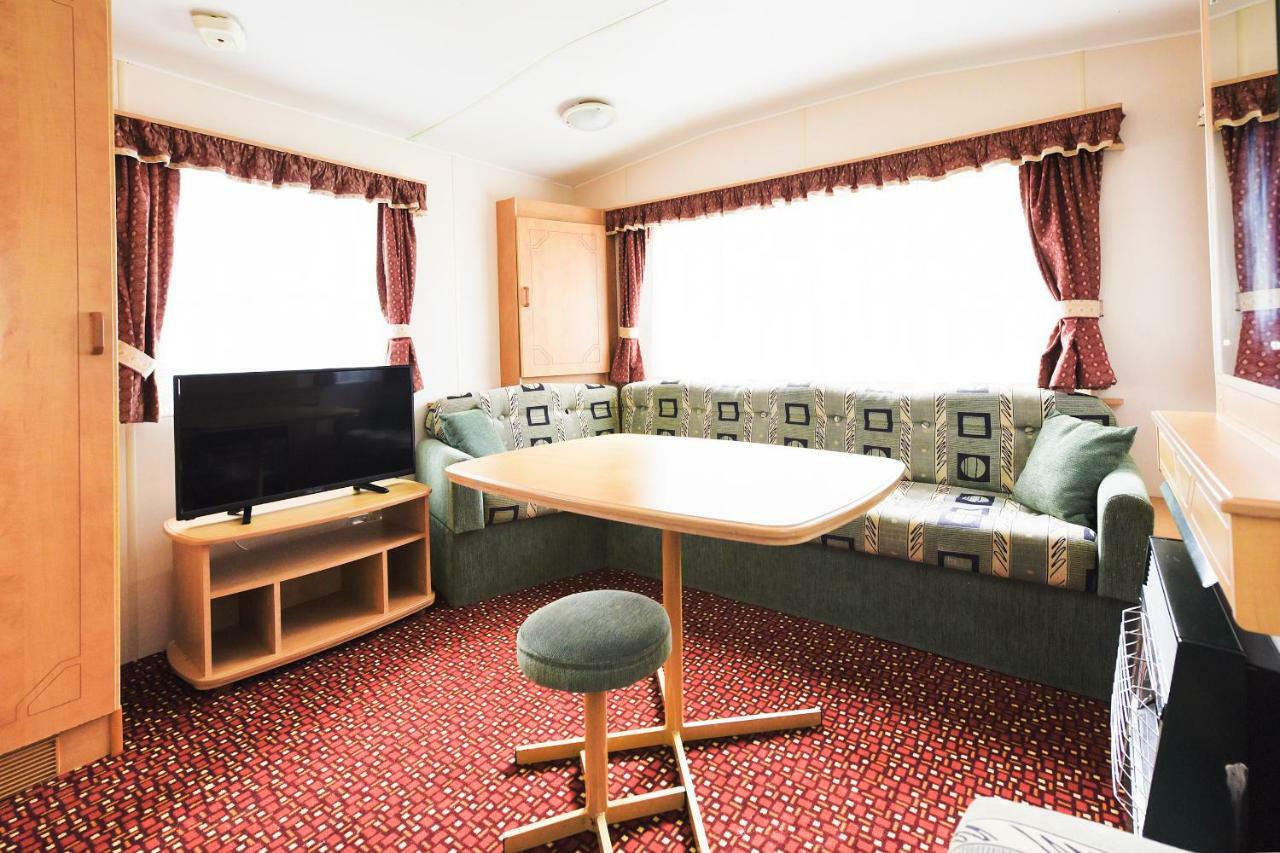 Holiday Lodge بوغورزيلكا المظهر الخارجي الصورة
