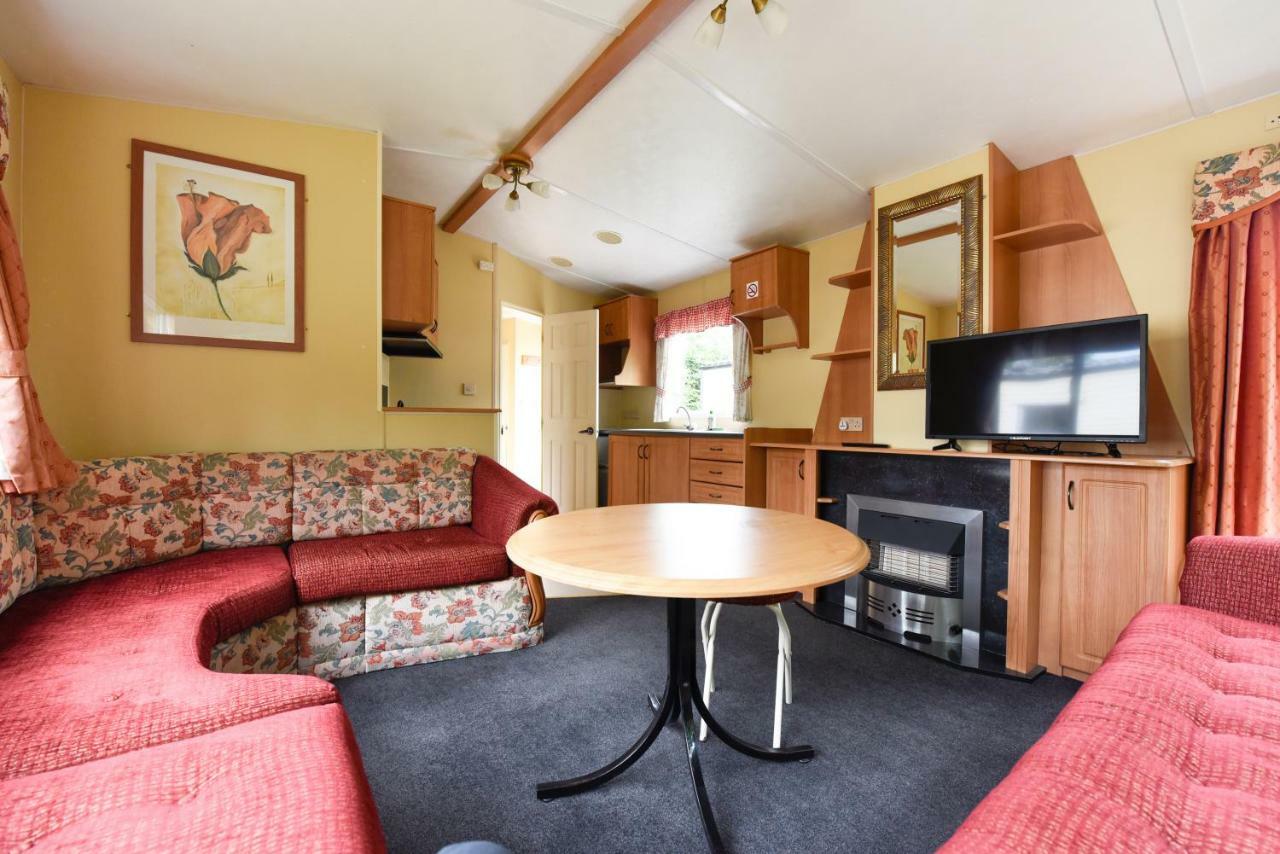 Holiday Lodge بوغورزيلكا المظهر الخارجي الصورة